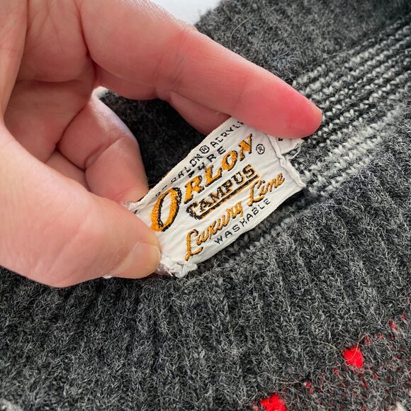 Stunning Orlon Campus Vintage Sweater in Gray and Red - Picture 7 of 7